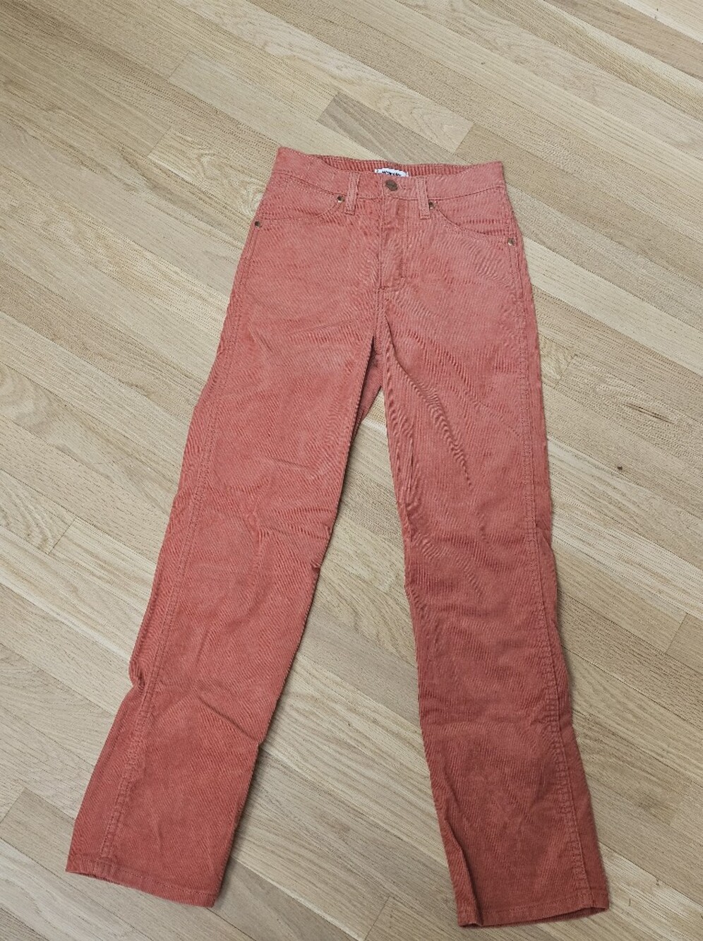 WRANGLER Corduroy HERTAGE FIT Women's BURNT ORANGE Vintage JEANS Denim 24 - Picture 2 of 7